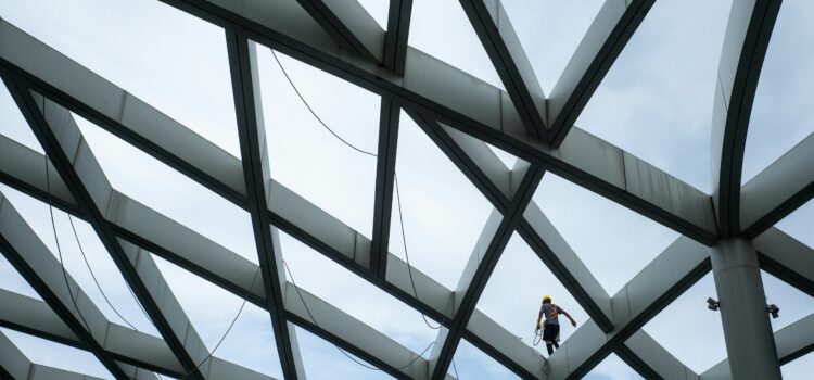 Modern Construction: 7 Essential Tech Trends for Superior Project Outcomes